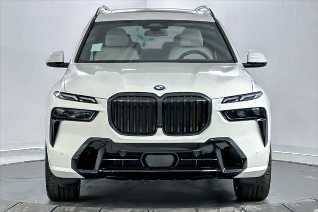 new 2025 BMW X7 car, priced at $98,385