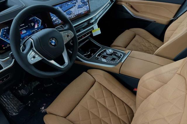 new 2025 BMW X7 car, priced at $93,335