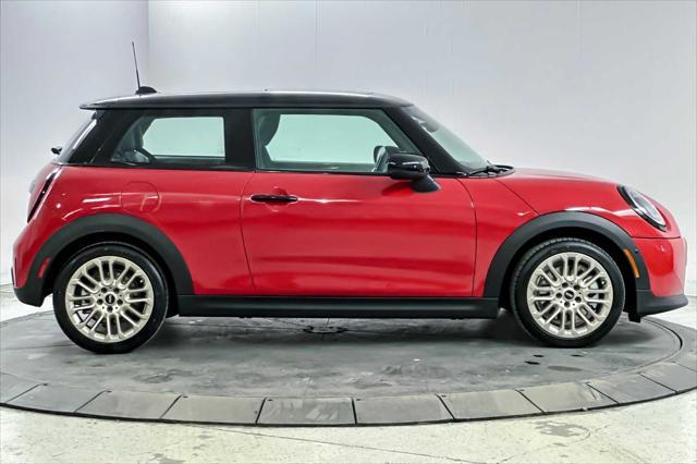 new 2025 MINI Hardtop car, priced at $32,430