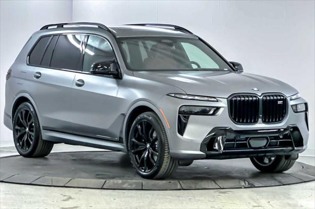 new 2025 BMW X7 car, priced at $131,505