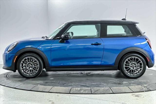 new 2025 MINI Hardtop car, priced at $33,580