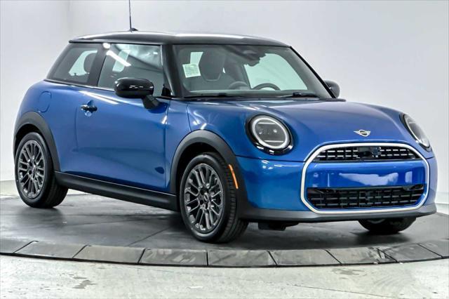 new 2025 MINI Hardtop car, priced at $33,580