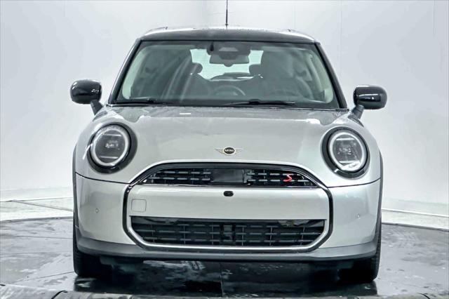 new 2025 MINI Hardtop car, priced at $37,380