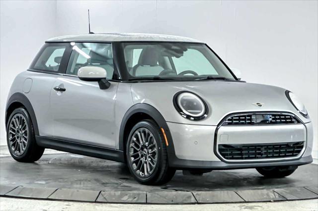 new 2025 MINI Hardtop car, priced at $32,430