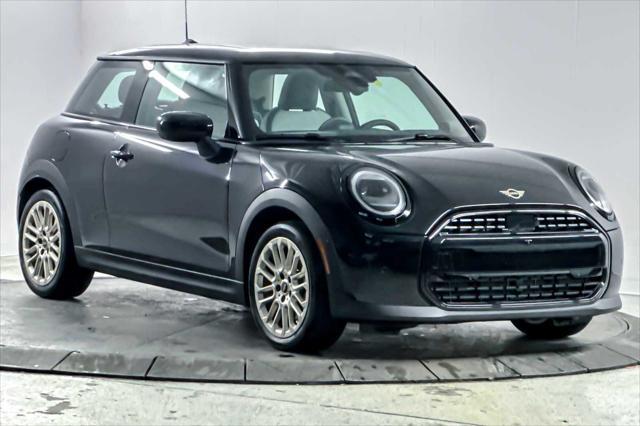 new 2025 MINI Hardtop car, priced at $34,130