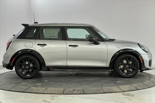 new 2025 MINI Hardtop car, priced at $40,675