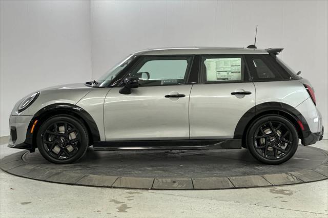 new 2025 MINI Hardtop car, priced at $40,675
