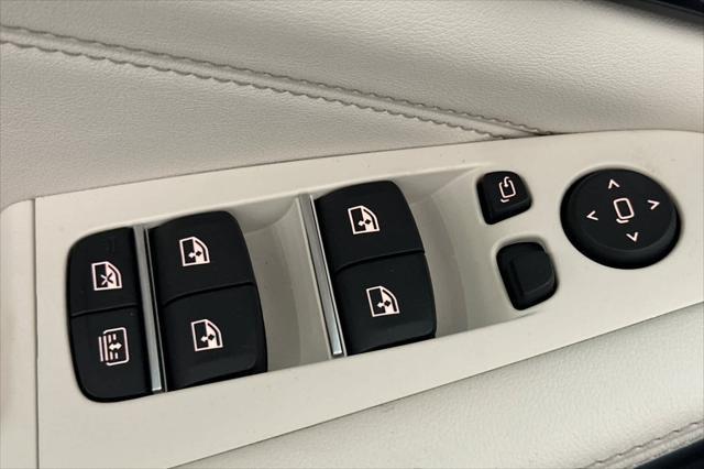 new 2026 BMW X7 car, priced at $103,625