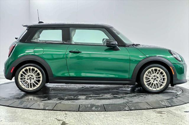 new 2025 MINI Hardtop car, priced at $37,580