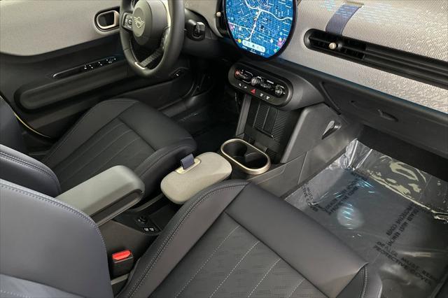 new 2025 MINI Hardtop car, priced at $37,410