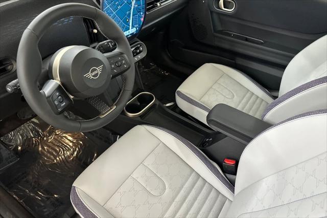 new 2025 MINI Hardtop car, priced at $32,860