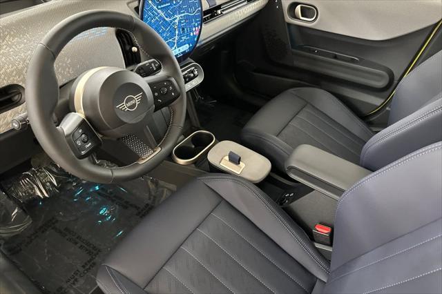 new 2025 MINI Hardtop car, priced at $37,410