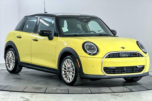 new 2025 MINI Hardtop car, priced at $37,410