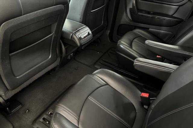 used 2014 GMC Acadia car, priced at $10,750