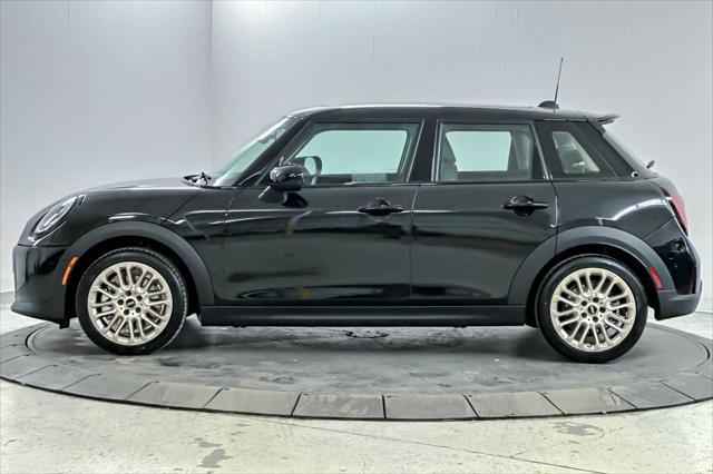 new 2025 MINI Hardtop car, priced at $38,600