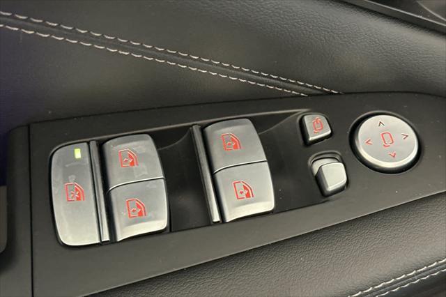 new 2025 BMW X7 car, priced at $91,825