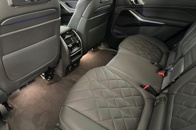 new 2025 BMW X7 car, priced at $91,825
