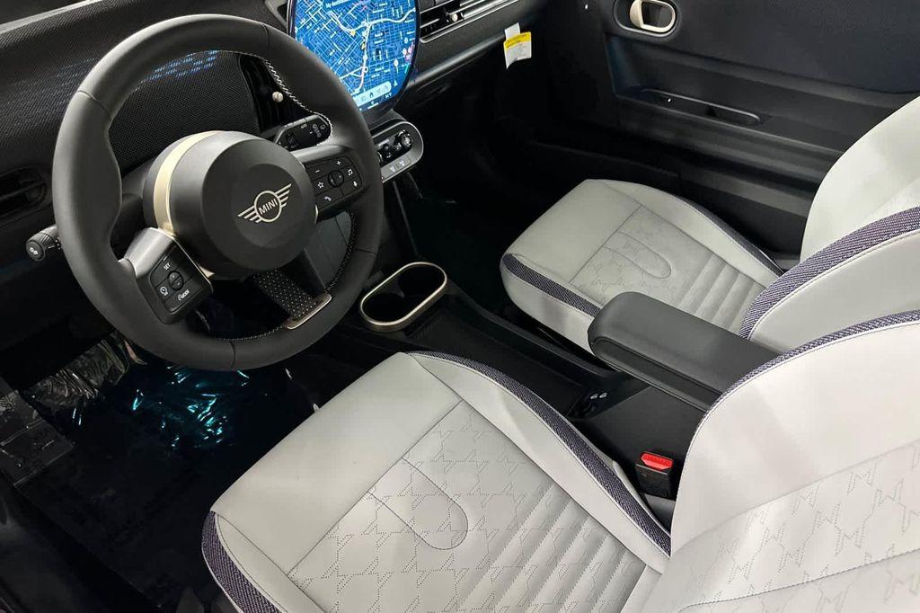 new 2025 MINI Hardtop car, priced at $34,130