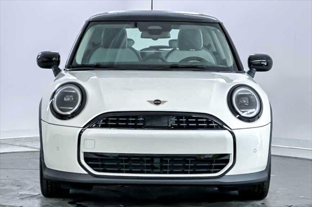 new 2025 MINI Hardtop car, priced at $32,430