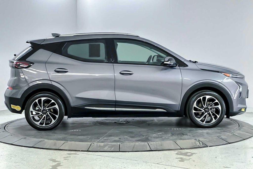 used 2022 Chevrolet Bolt EUV car, priced at $24,250