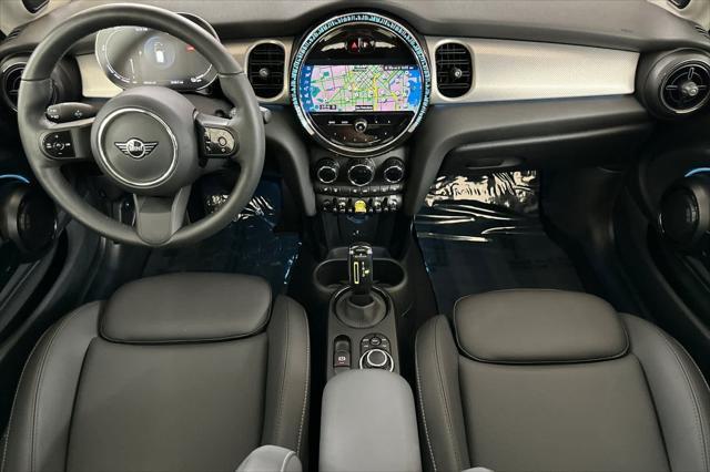 used 2024 MINI Hardtop car, priced at $29,000