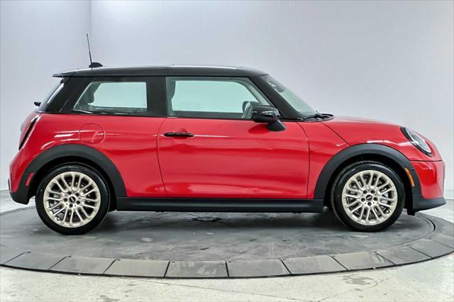 new 2025 MINI Hardtop car, priced at $32,430