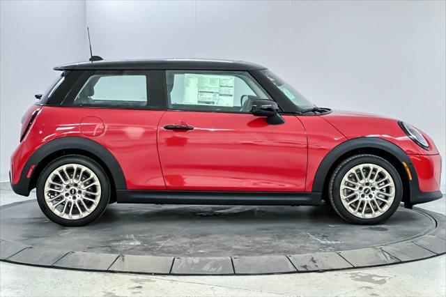 new 2025 MINI Hardtop car, priced at $32,430