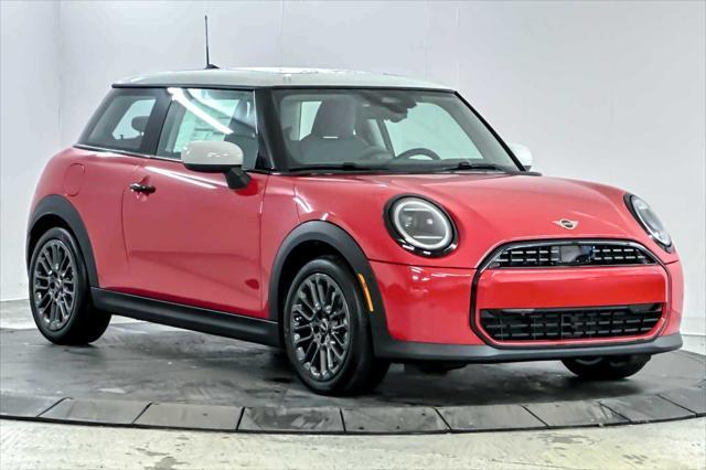 new 2025 MINI Hardtop car, priced at $32,430