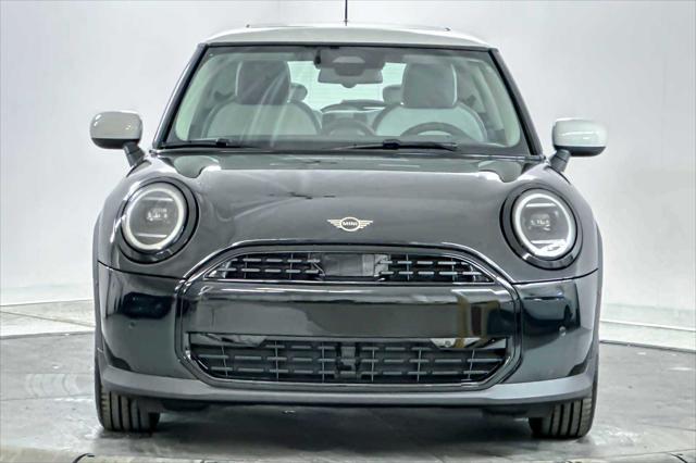 new 2025 MINI Hardtop car, priced at $32,430