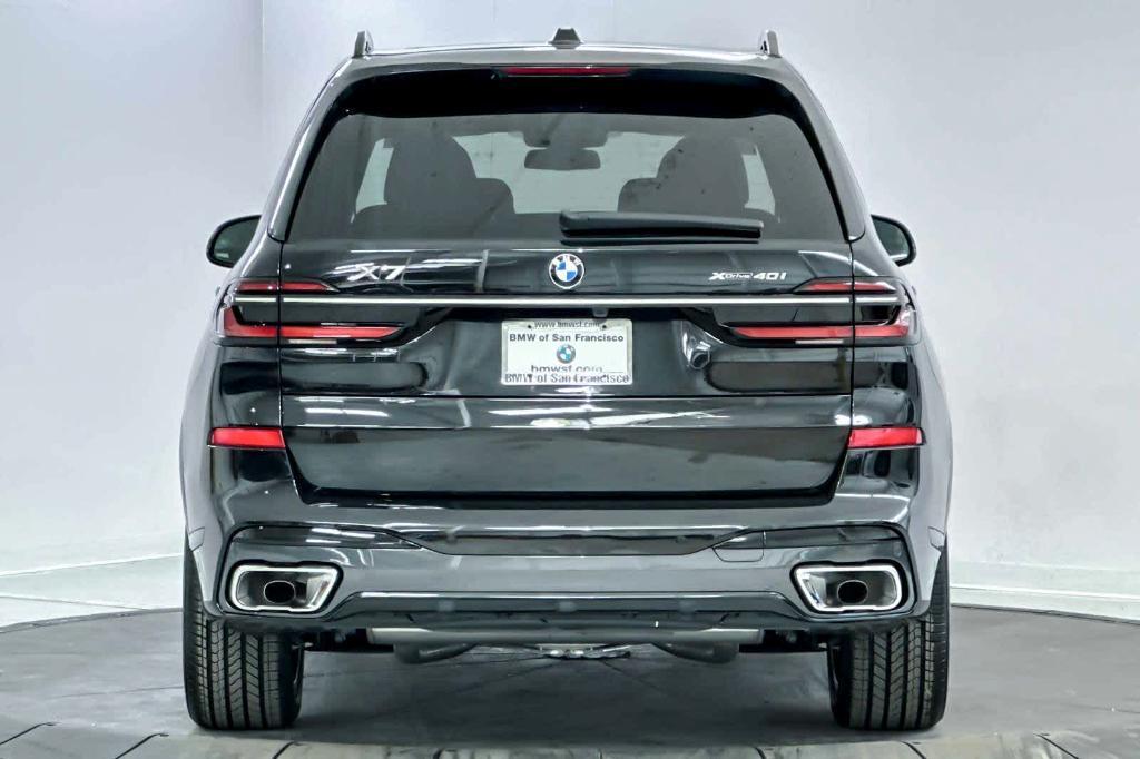 new 2025 BMW X7 car, priced at $93,060