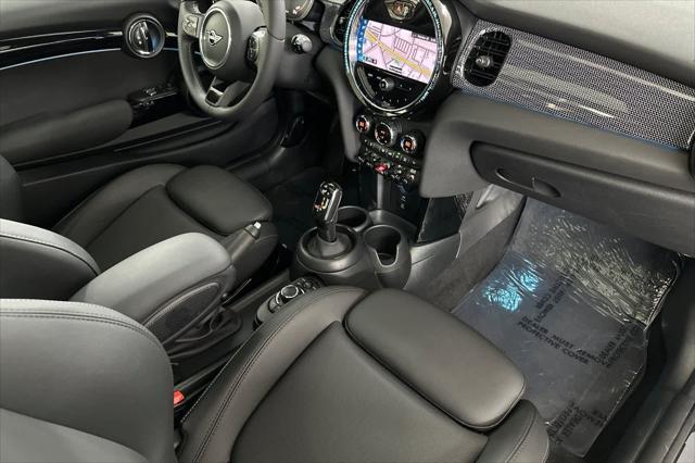 used 2023 MINI Hardtop car, priced at $28,000