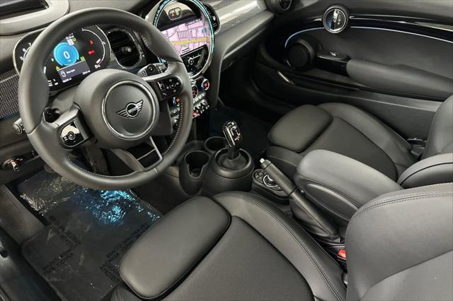 used 2023 MINI Hardtop car, priced at $28,000