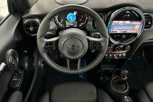 used 2023 MINI Hardtop car, priced at $28,000