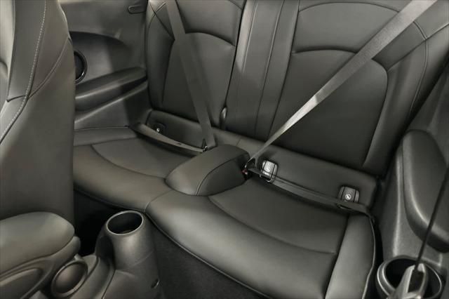 used 2023 MINI Hardtop car, priced at $28,000
