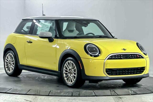 new 2025 MINI Hardtop car, priced at $37,580