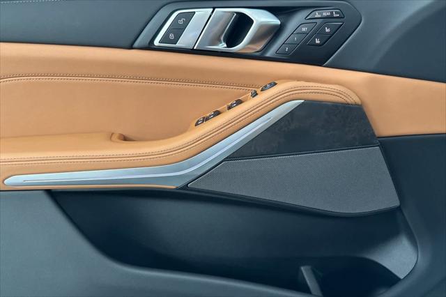 new 2026 BMW X7 car, priced at $98,275