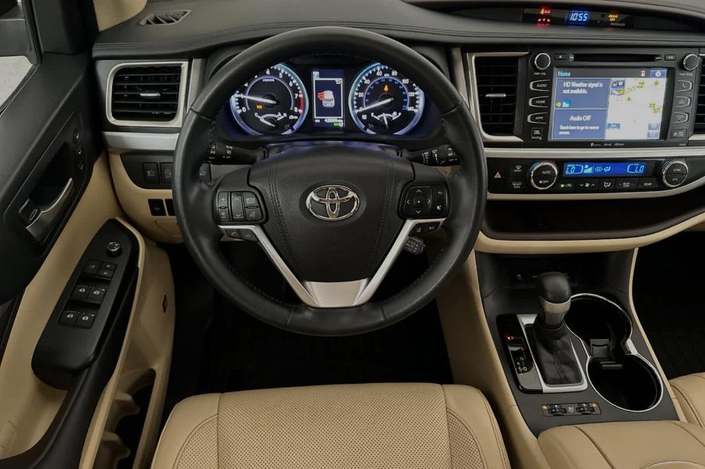 used 2017 Toyota Highlander car, priced at $30,998