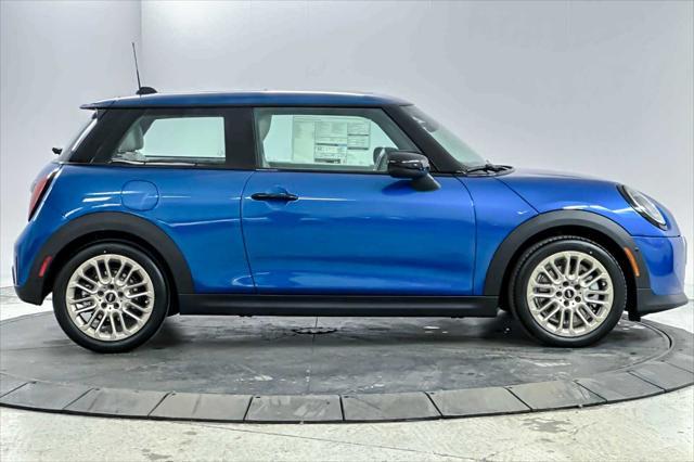 new 2025 MINI Hardtop car, priced at $33,580