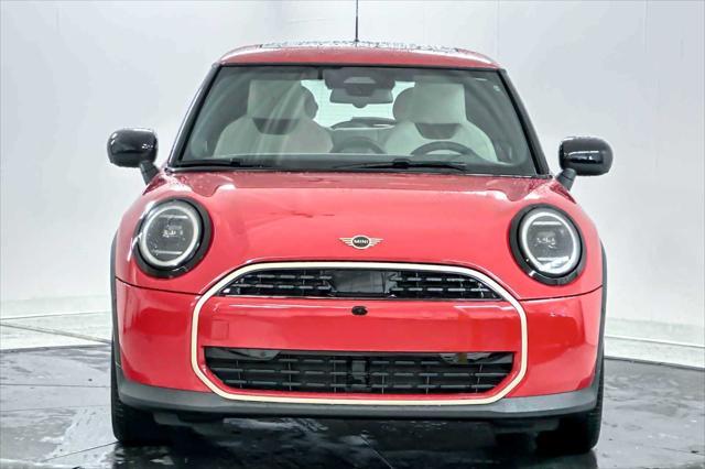 new 2025 MINI Hardtop car, priced at $35,130