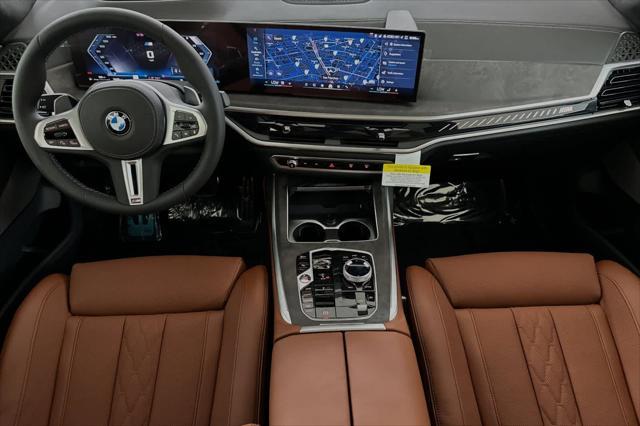 new 2025 BMW X7 car, priced at $118,275