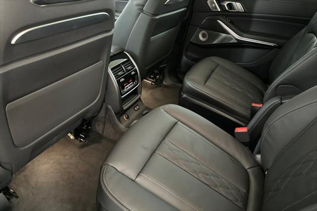 new 2026 BMW X7 car, priced at $126,825