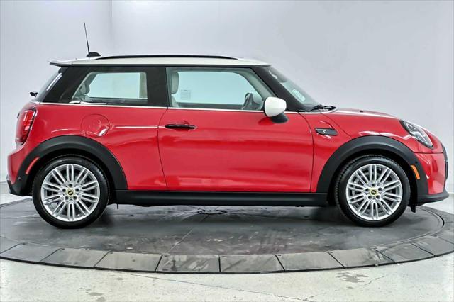 used 2024 MINI Hardtop car, priced at $31,238