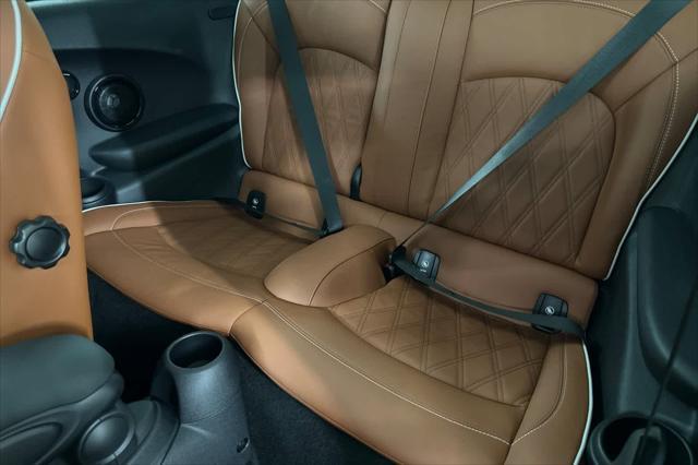 used 2022 MINI Hardtop car, priced at $24,500