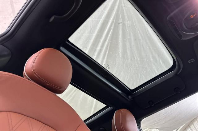 used 2022 MINI Hardtop car, priced at $24,500