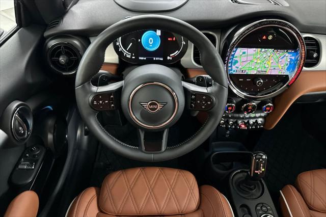 used 2022 MINI Hardtop car, priced at $24,500