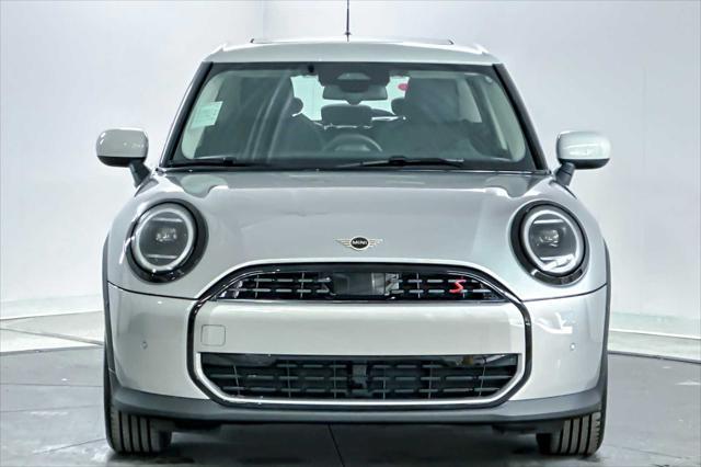 new 2025 MINI Hardtop car, priced at $37,110