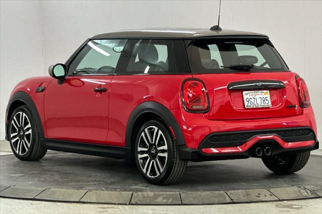 used 2024 MINI Hardtop car, priced at $31,000