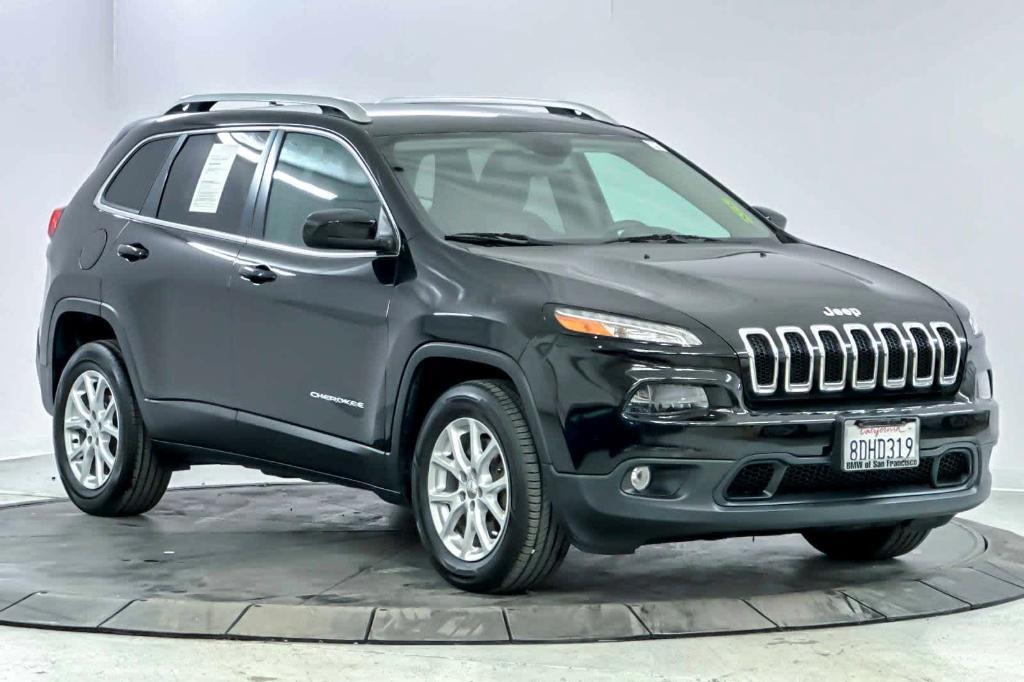 used 2018 Jeep Cherokee car, priced at $13,998