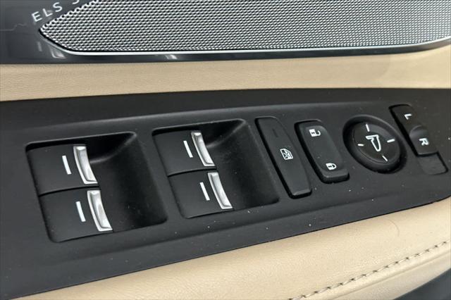 used 2020 Acura RDX car, priced at $25,000