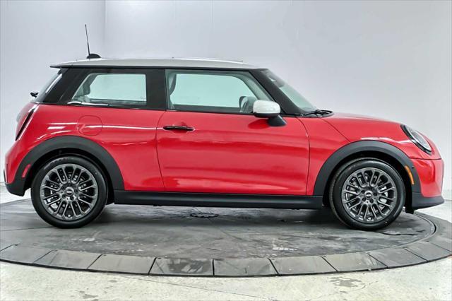 new 2025 MINI Hardtop car, priced at $32,430